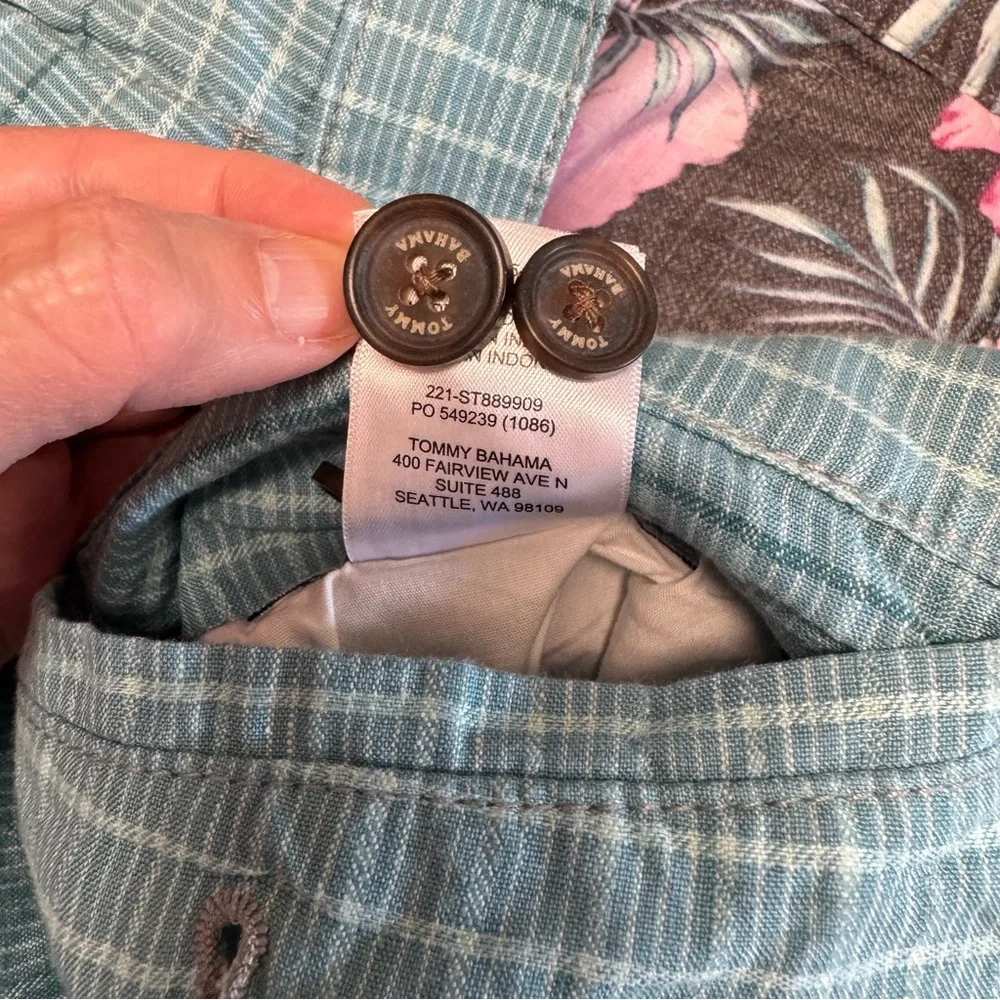 Tommy Bahama 100% Linen‎ Reversible Shorts Blue Stipe, Pink & Green Tropical 40